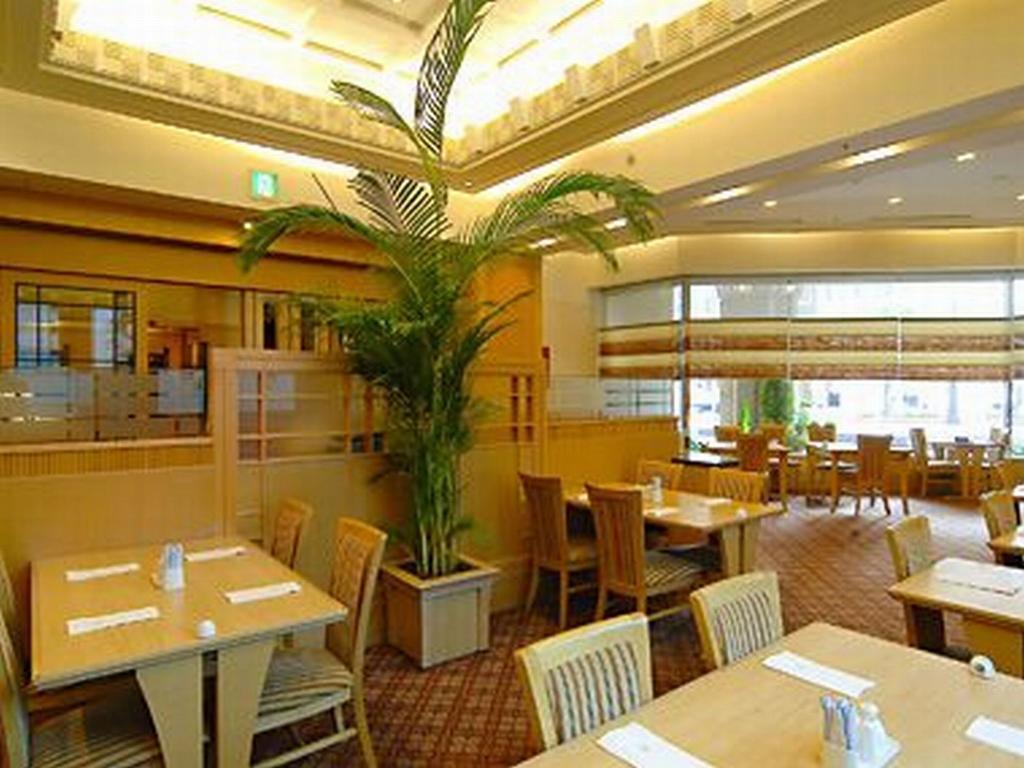 Crest Hotel Kashiwa Exteriör bild